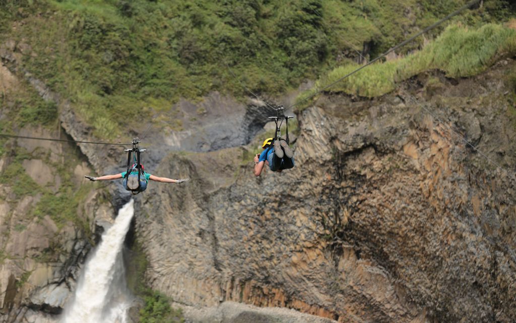 BAÑOS, THE GATEWAY TO THE JUNGLE (2 Days)
