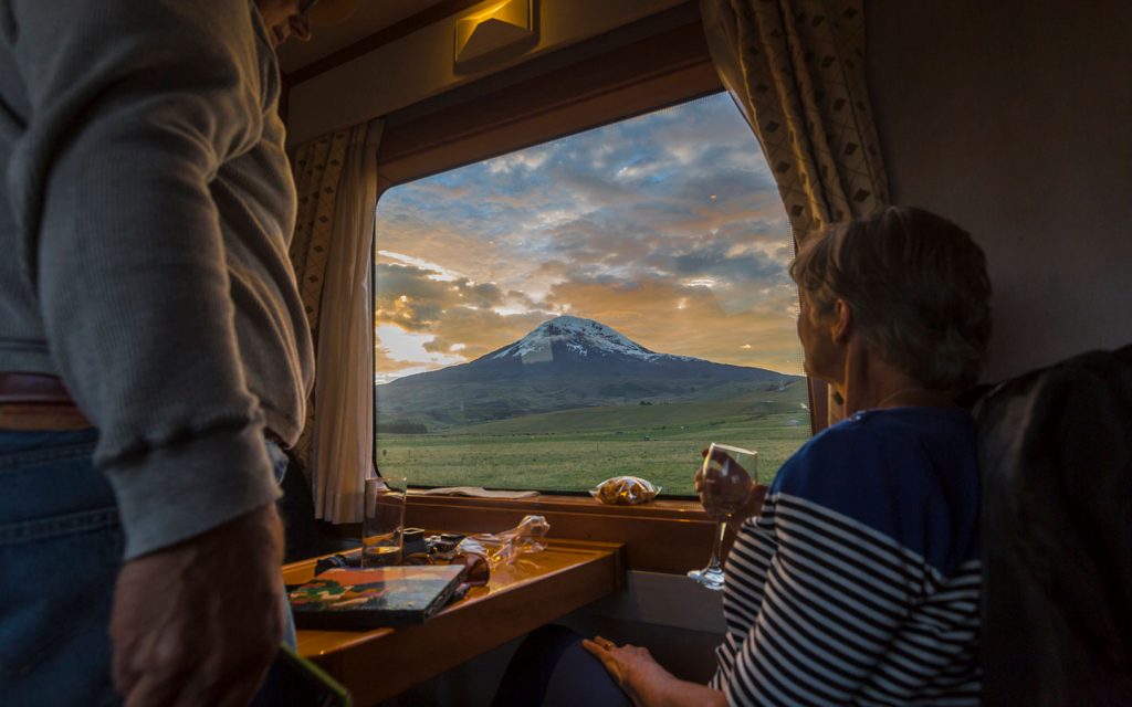 VOLCANO TRAIN / VOLCANO TRAIN