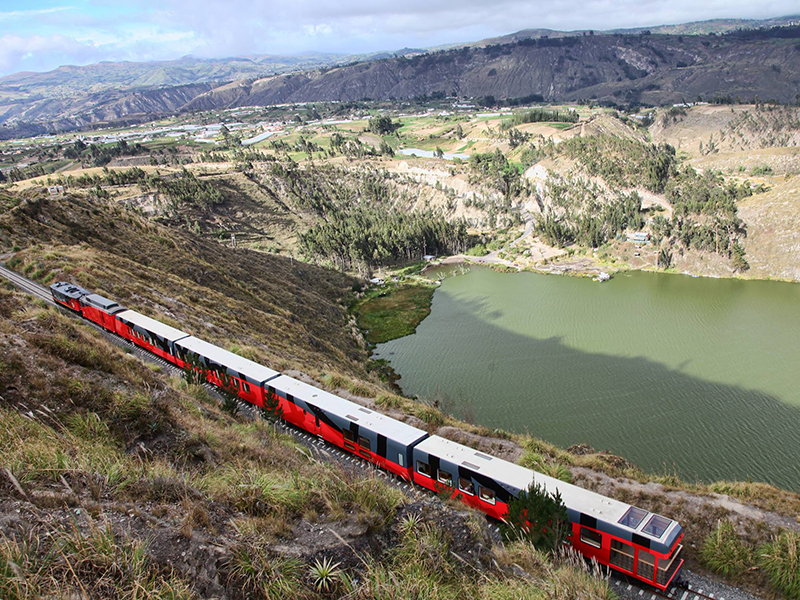 VOLCANO TRAIN / VOLCANO TRAIN