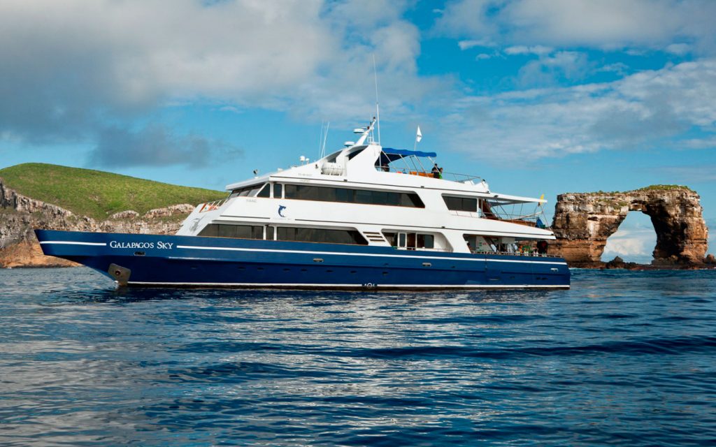 GALAPAGOS SKY DIVING CRUISE