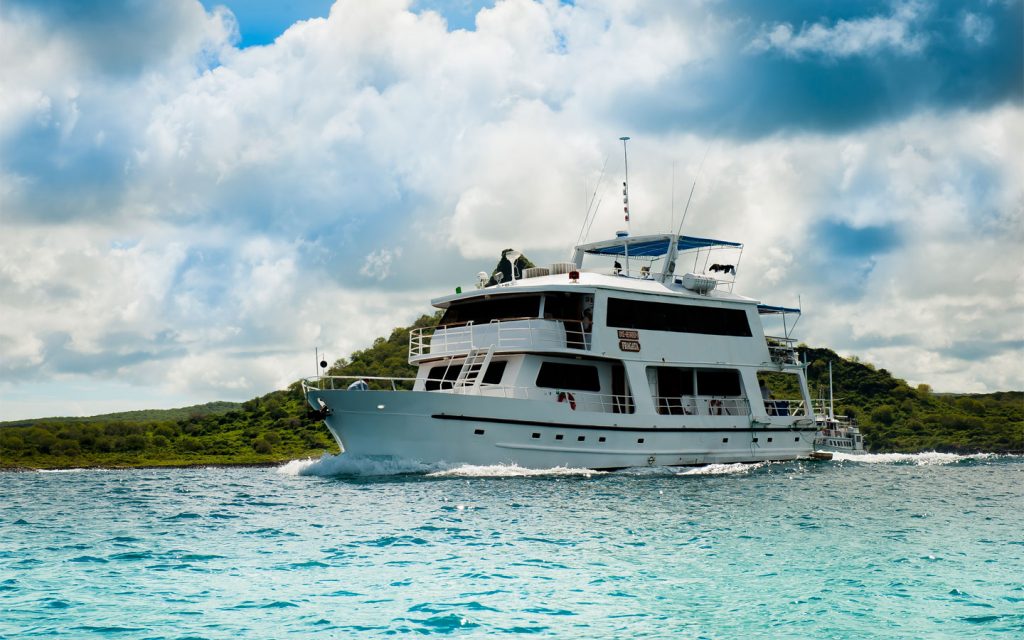 YACHT FRIGATE