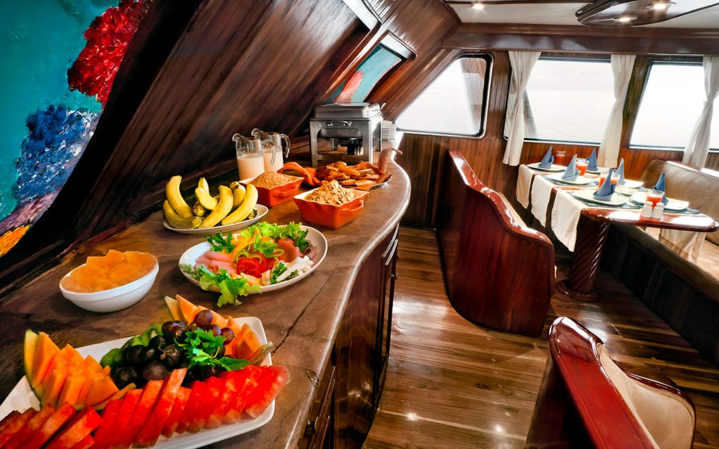 MONSERRATE YACHT