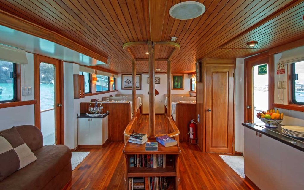 M/Y ASTREA