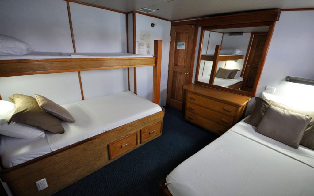 BELUGA YACHT