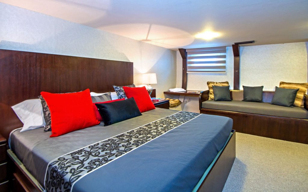 PASSION YACHT