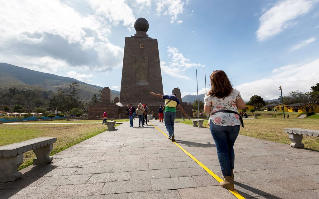 QUITO CITY TOUR AND “HALF OF THE WORLD” MONUMENT (8 hours)