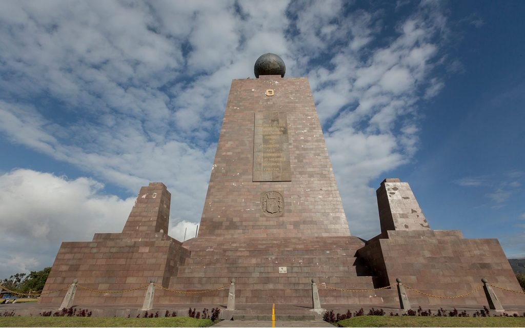 QUITO CITY TOUR AND “HALF OF THE WORLD” MONUMENT (8 hours)