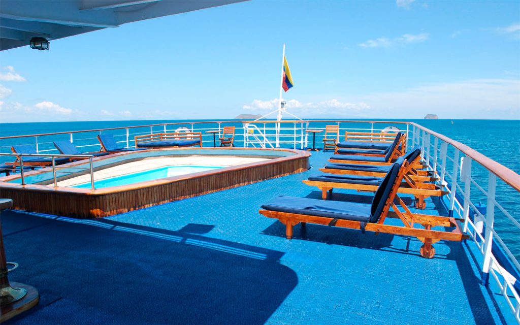 GALAPAGOS LEGEND SHIP