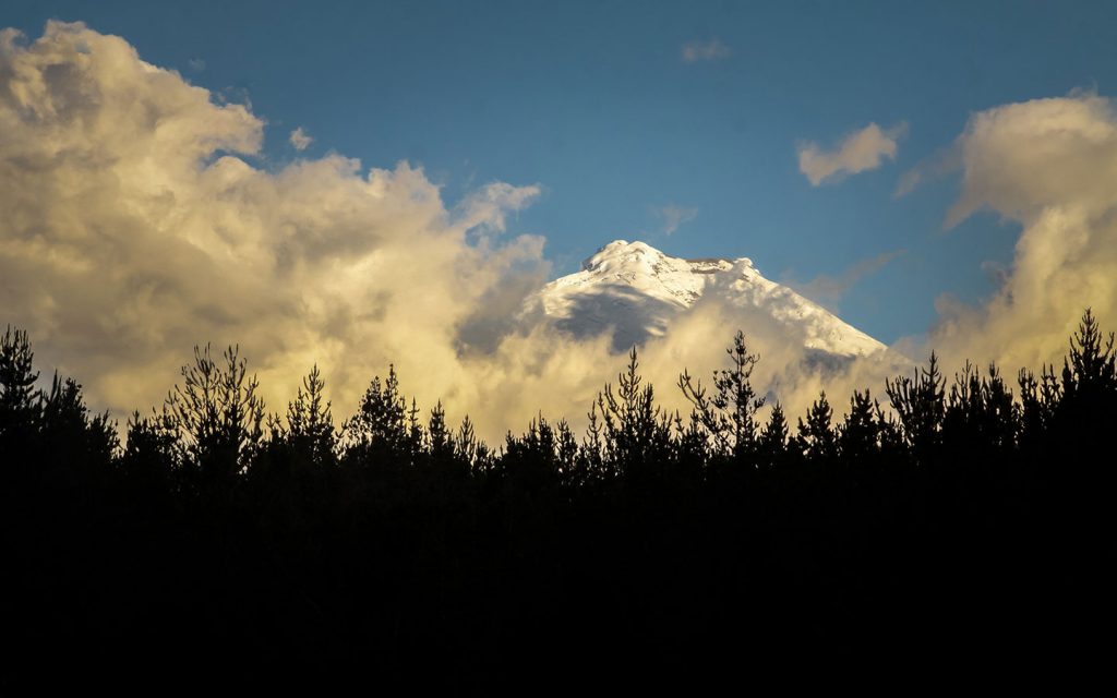COTOPAXI & LAKE QUILOTOA – 2 DAYS