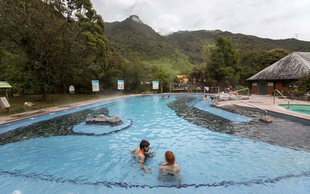 PAPALLACTA THERMAL WATERS – 2 DAYS